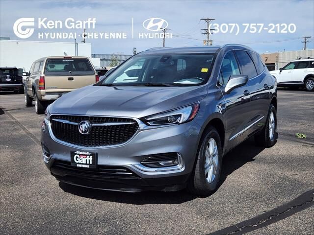 2021 Buick Enclave Premium — photo 1 of 18