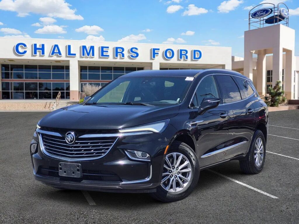 2024 Buick Enclave Premium — photo 1 of 13