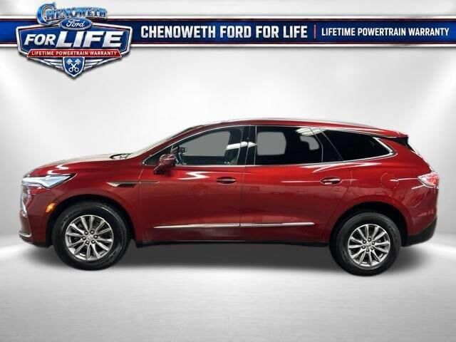 2024 Buick Enclave Premium — photo 1 of 12