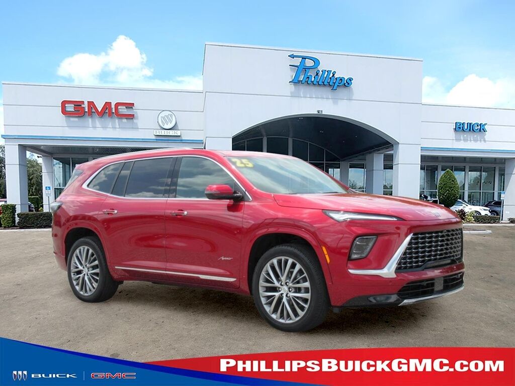 2025 Buick Enclave Avenir — photo 1 of 26