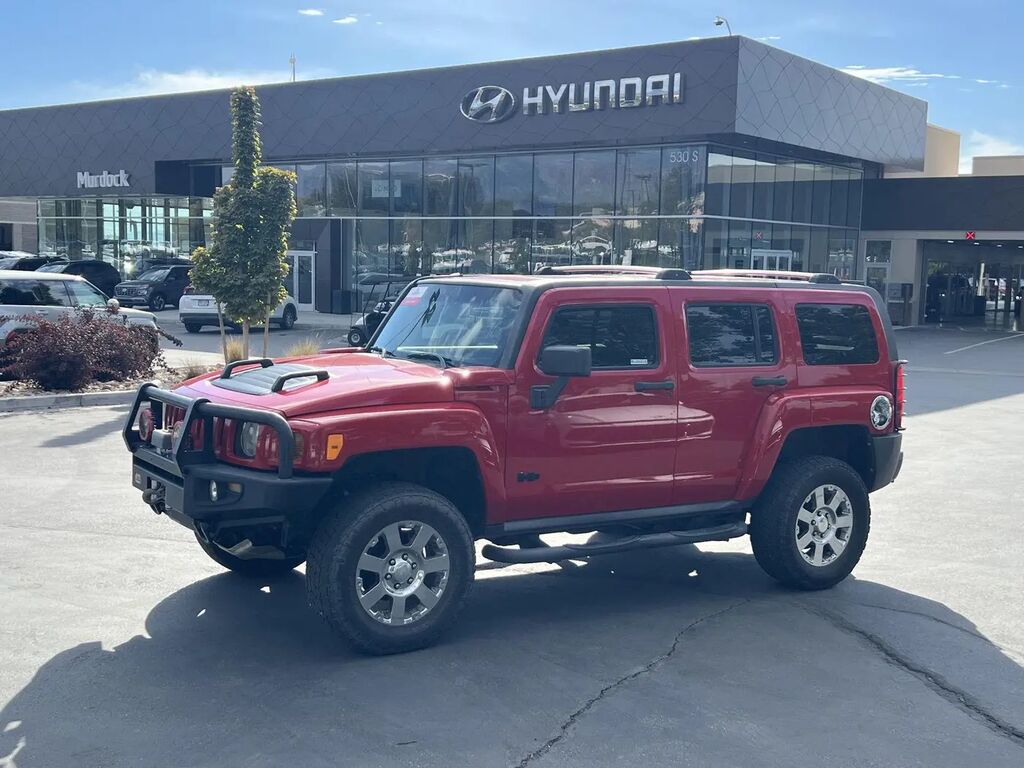 2010 HUMMER H3 Base — photo 1 of 13
