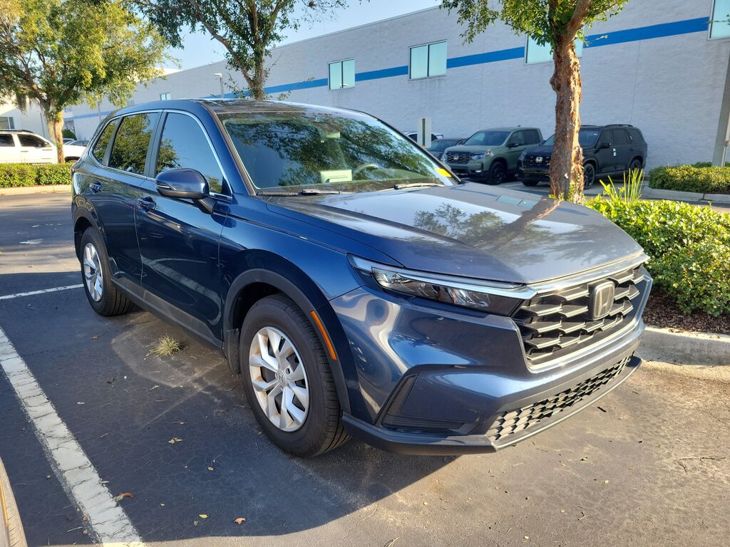 2024 Honda CR-V 1.5T 2WD LX — photo 1 of 7