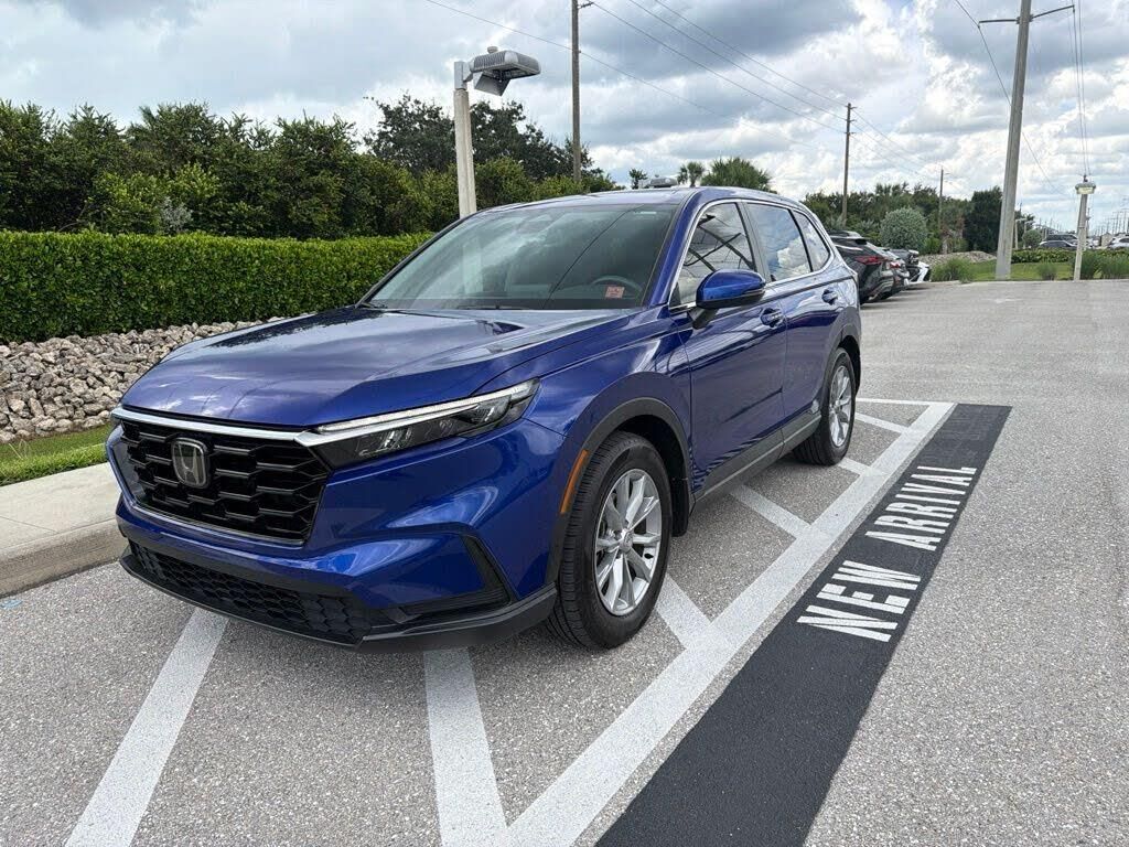 2023 Honda CR-V EX — photo 1 of 1