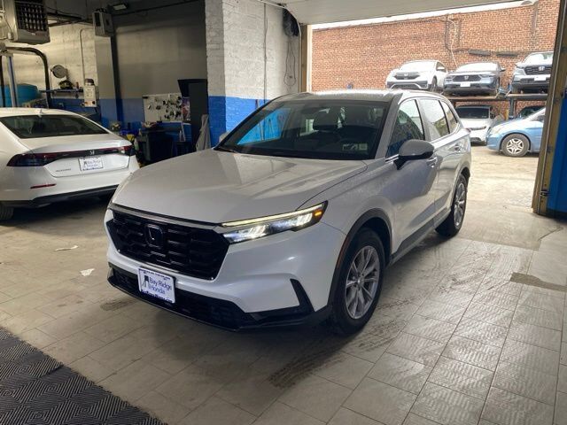 2023 Honda CR-V 1.5T AWD EX-L — photo 1 of 7