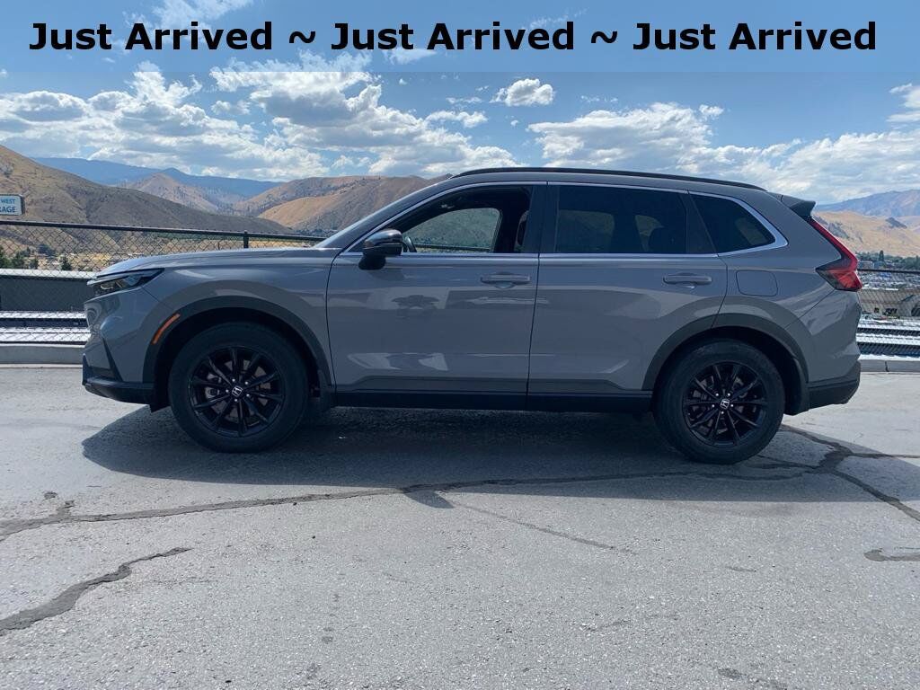 2024 Honda CR-V Hybrid HYBRID AWD SPORT — photo 1 of 2