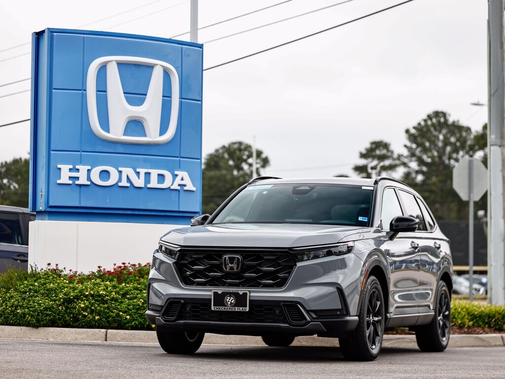2026 Honda CR-V Hybrid Sport-L — photo 1 of 13