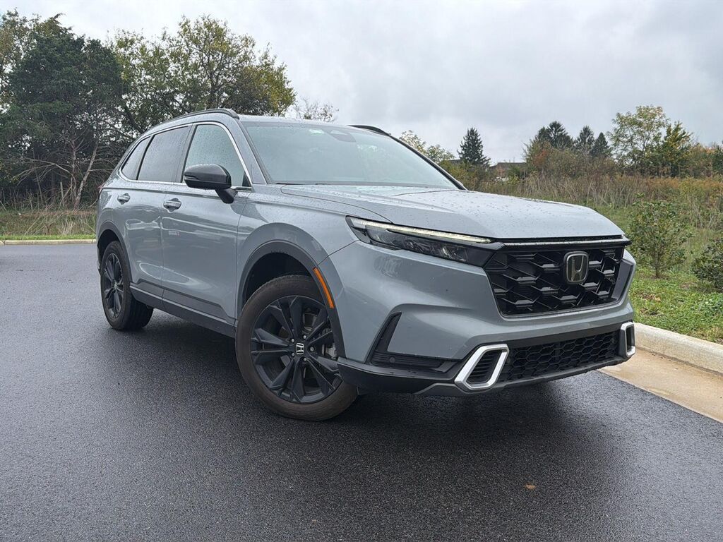 2024 Honda CR-V Hybrid Sport Touring — photo 1 of 13