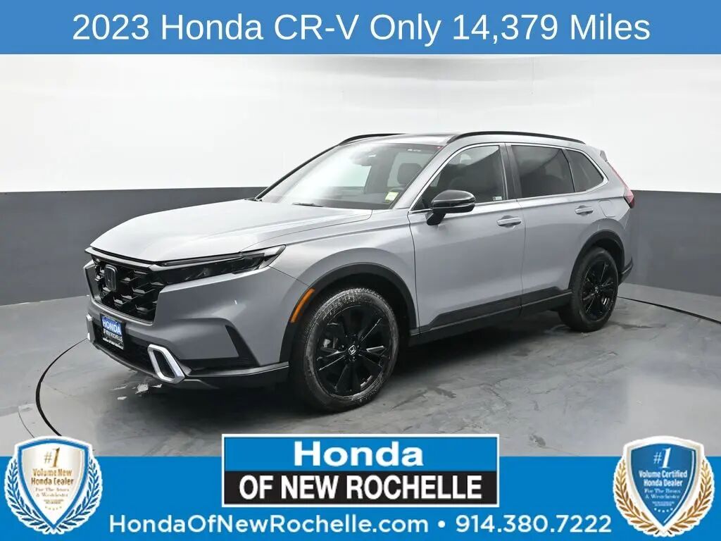 2023 Honda CR-V Hybrid Sport Touring — photo 1 of 11