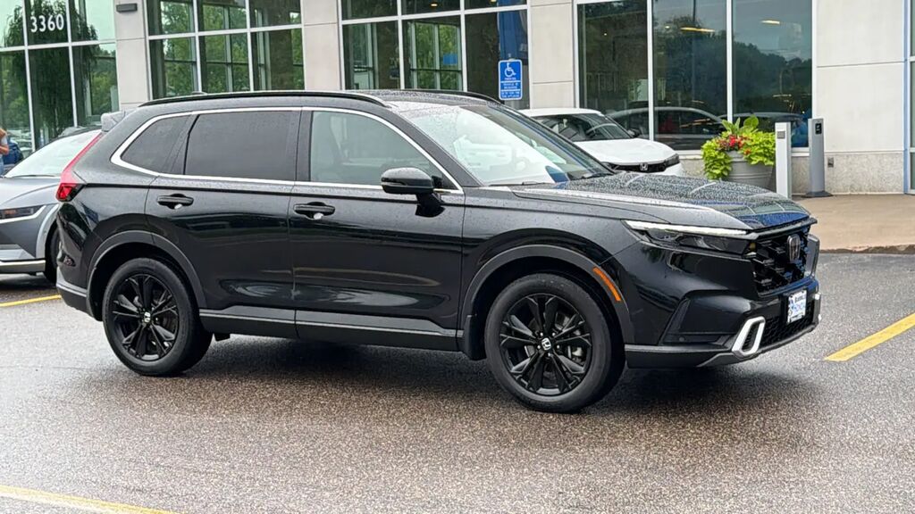 2024 Honda CR-V Hybrid Sport Touring — photo 1 of 13