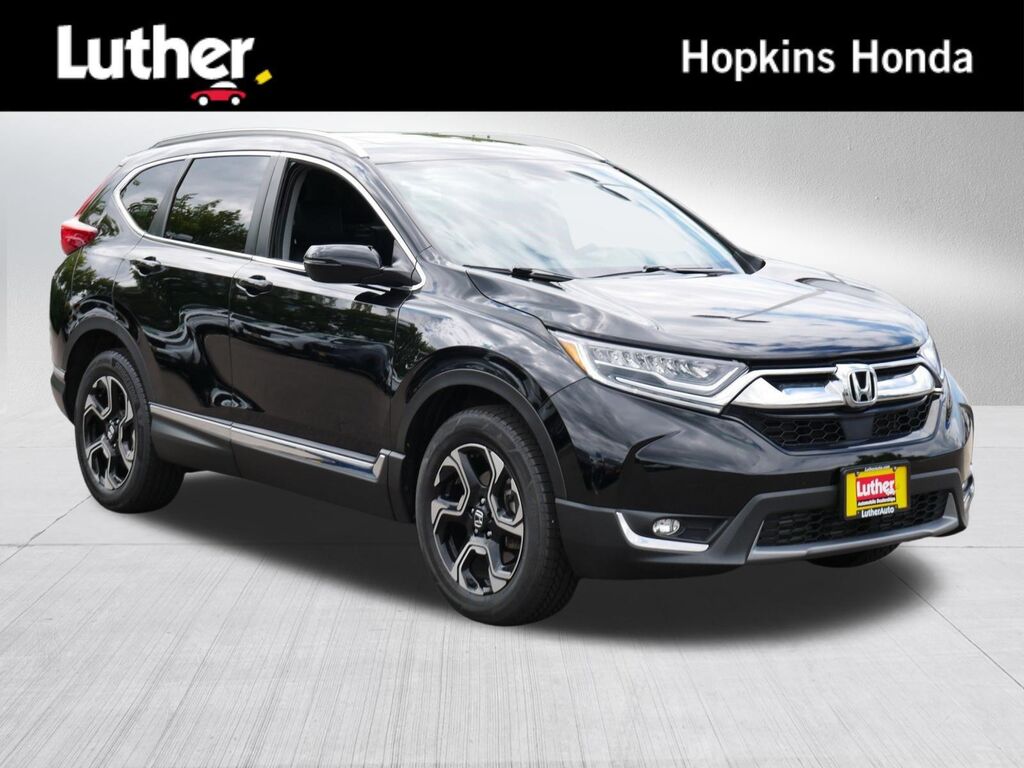 2018 Honda CR-V Touring — photo 1 of 13
