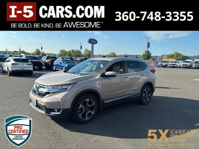 2017 Honda CR-V Touring — photo 1 of 16