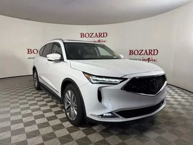 2022 Acura MDX SH-AWD w/Advance — photo 1 of 11