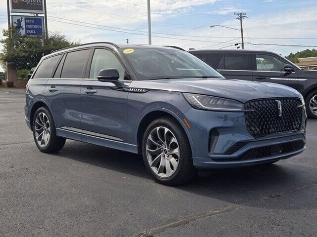 2026 Lincoln Aviator Premiere — photo 1 of 1