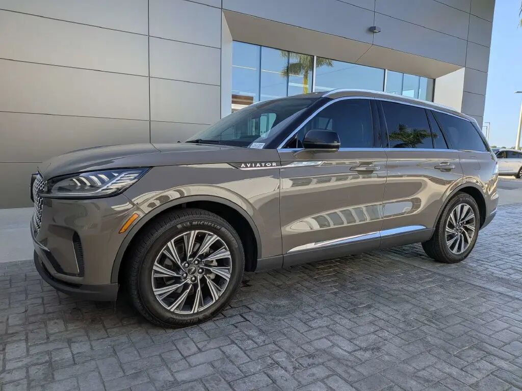 2026 Lincoln Aviator Premiere — photo 1 of 3