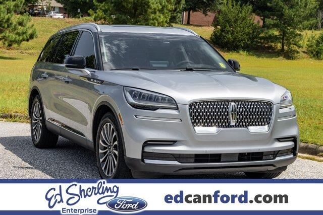 2023 Lincoln Aviator Standard — photo 1 of 26