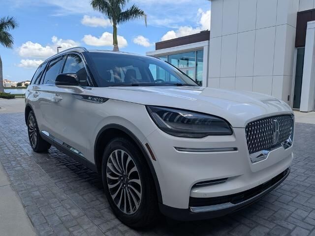 2023 Lincoln Aviator Standard