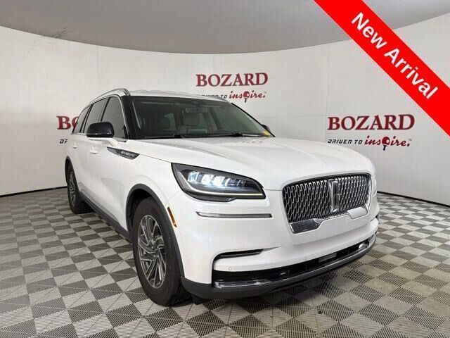 2020 Lincoln Aviator Standard
