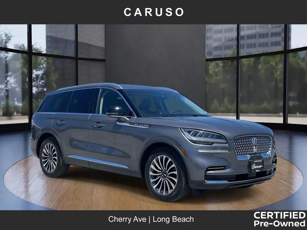 2023 Lincoln Aviator Standard — photo 1 of 13