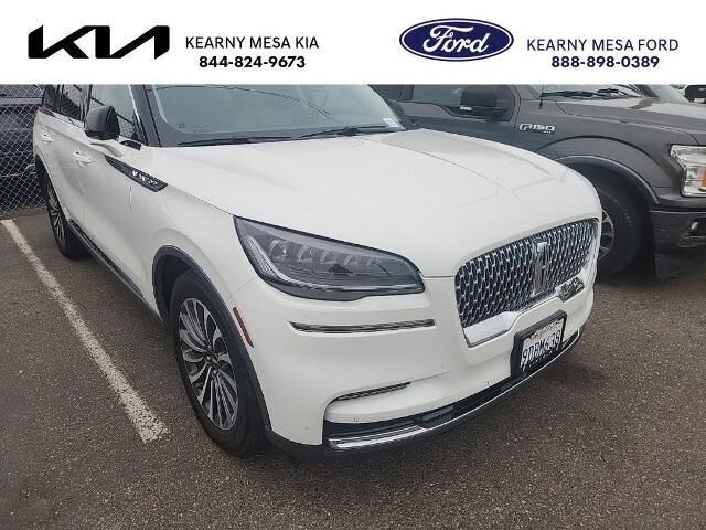 2022 Lincoln Aviator Standard — photo 1 of 13