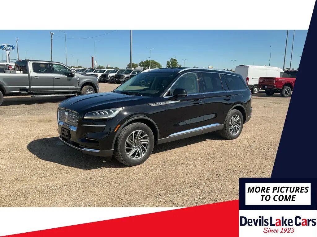 2023 Lincoln Aviator Standard — photo 1 of 5
