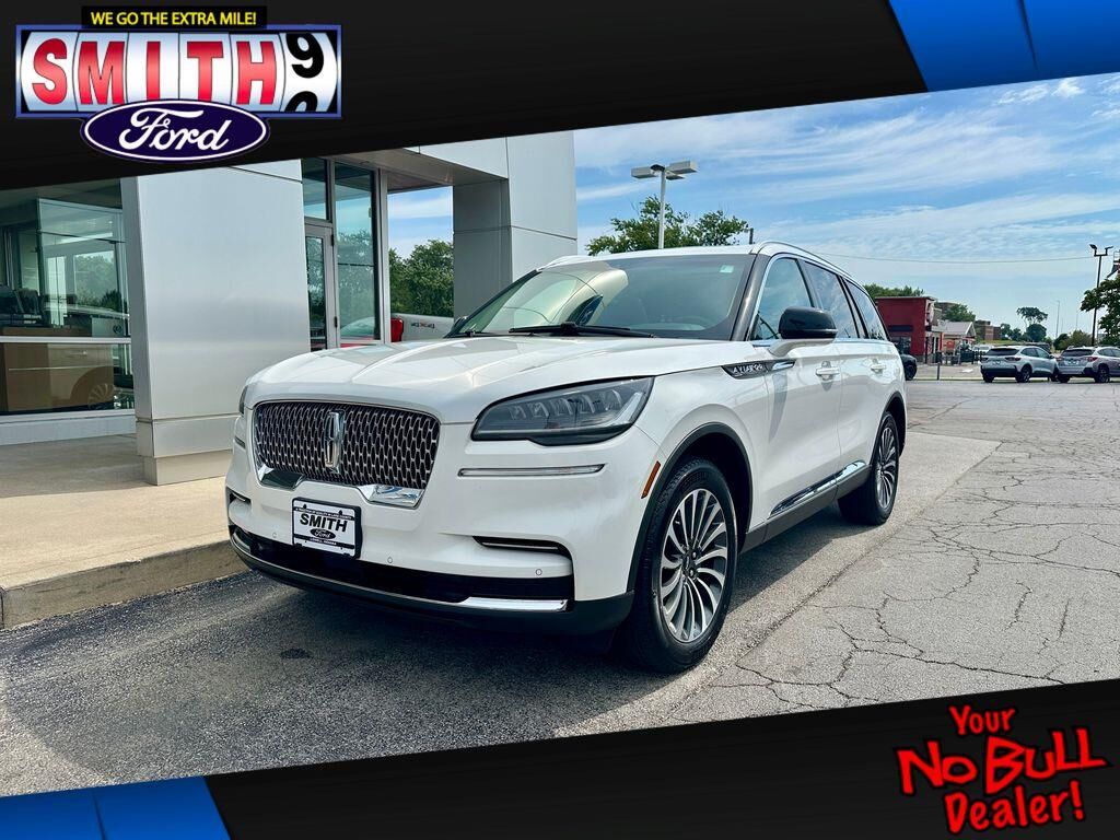 2023 Lincoln Aviator Standard — photo 1 of 27