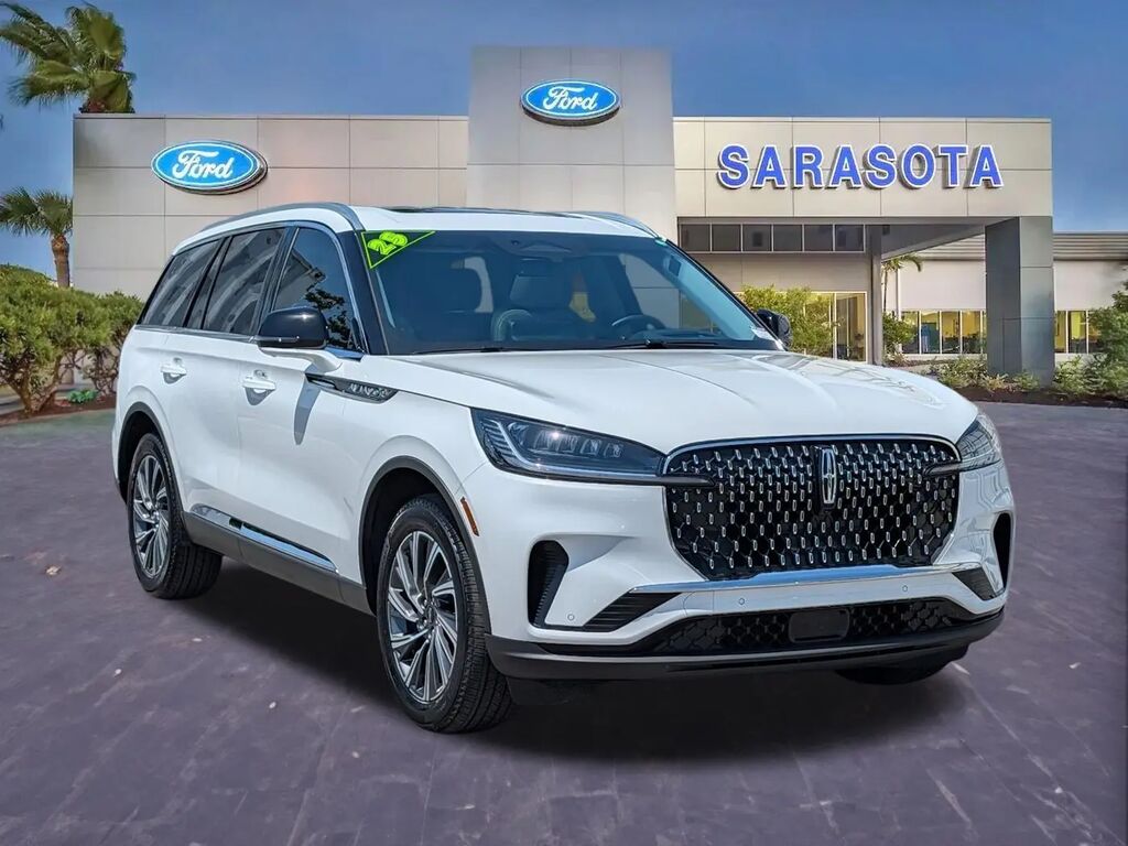 2025 Lincoln Aviator Premiere — photo 1 of 5