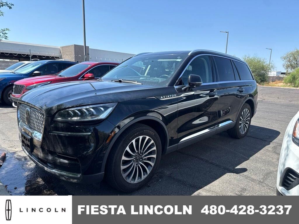 2023 Lincoln Aviator Standard — photo 1 of 1