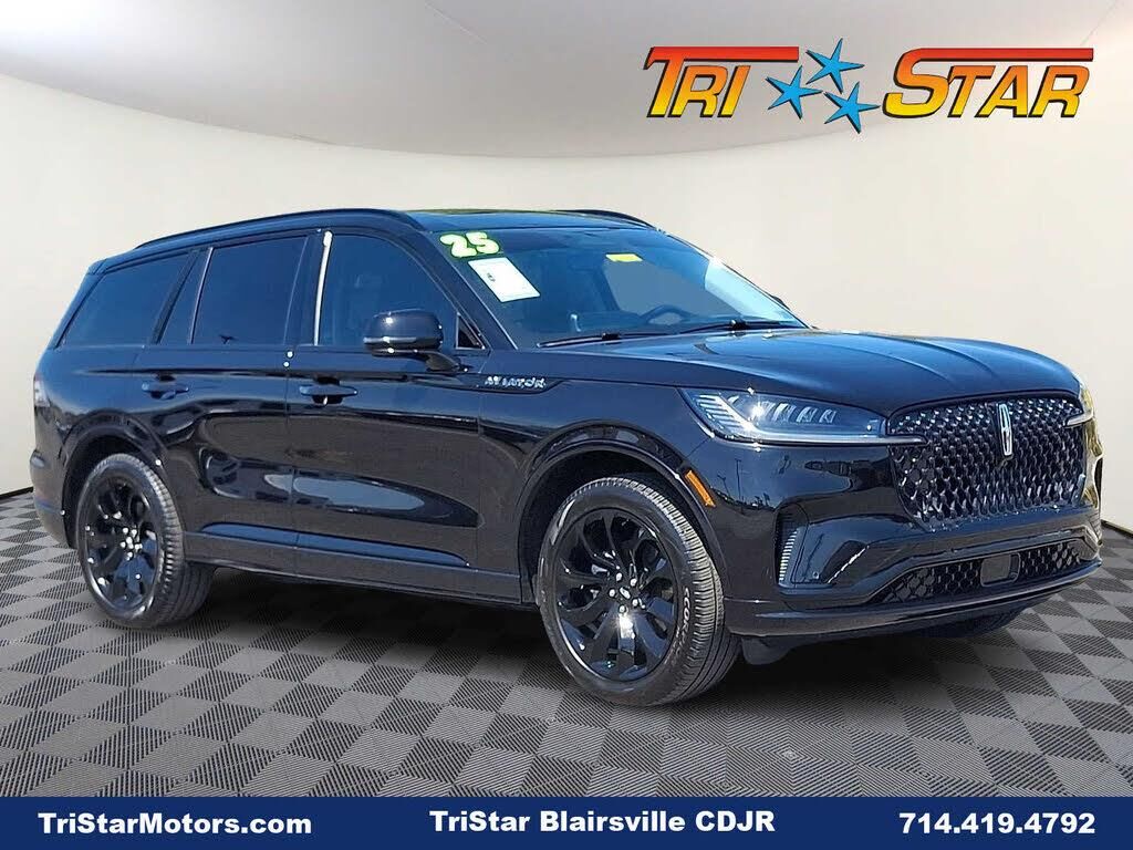 2025 Lincoln Aviator Premiere — photo 1 of 1