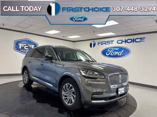2023 Lincoln Aviator Standard — photo 1 of 13