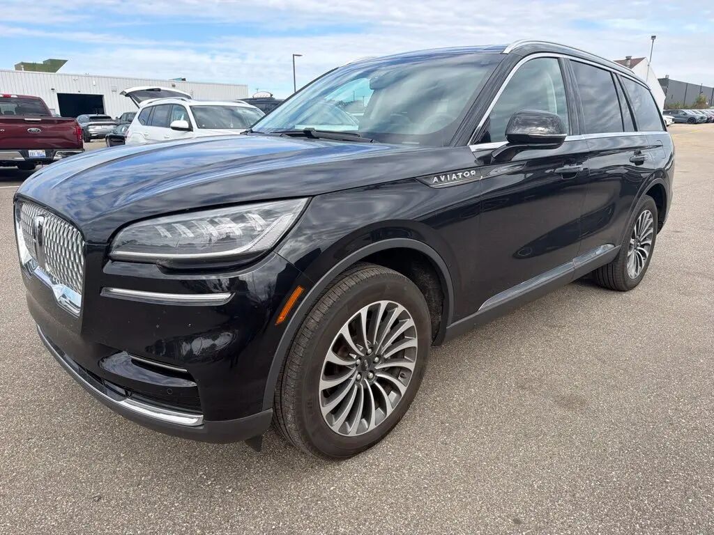 2024 Lincoln Aviator Premiere — photo 1 of 13