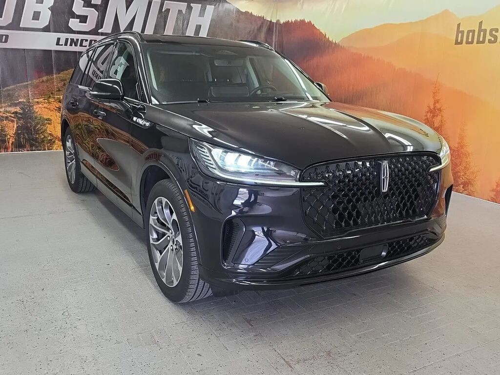 2025 Lincoln Aviator Premiere — photo 1 of 13