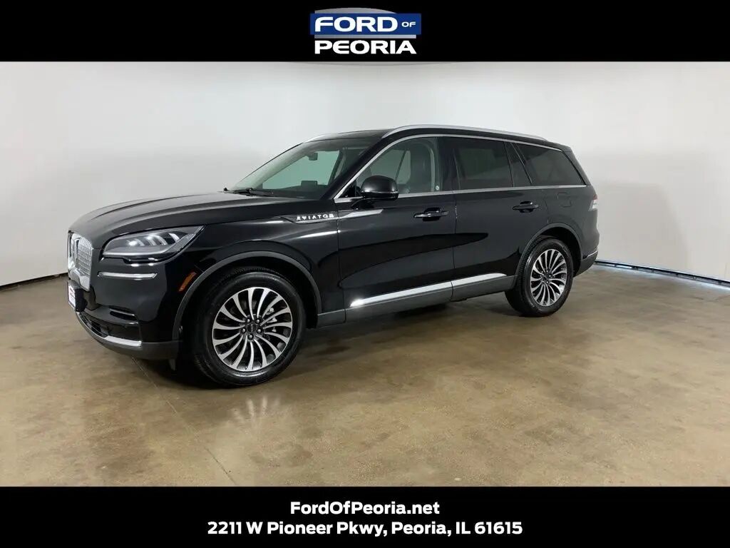 2022 Lincoln Aviator Standard — photo 1 of 13
