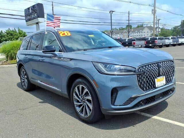 2026 Lincoln Aviator Premiere — photo 1 of 13