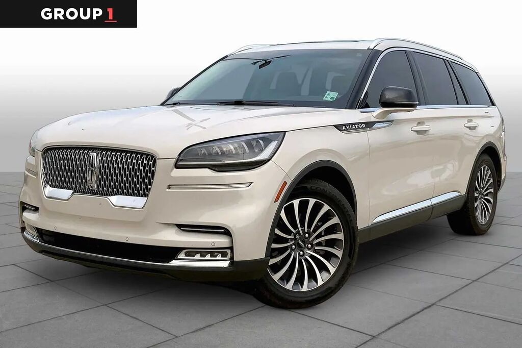 2021 Lincoln Aviator Reserve — photo 1 of 13