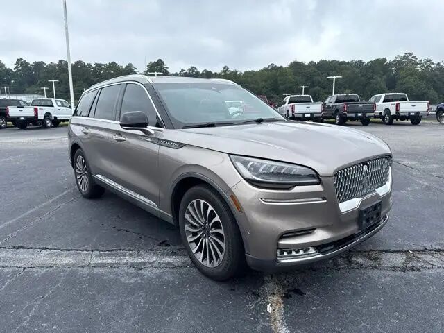 2021 Lincoln Aviator Reserve — photo 1 of 13