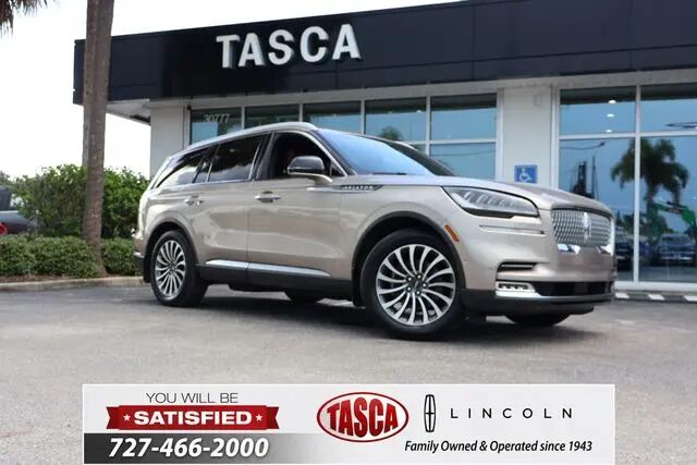 2020 Lincoln Aviator Reserve — photo 1 of 13