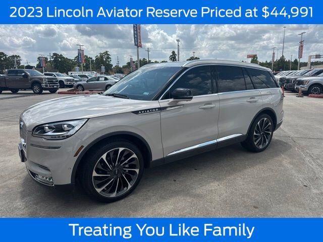 2023 Lincoln Aviator Reserve — photo 1 of 10