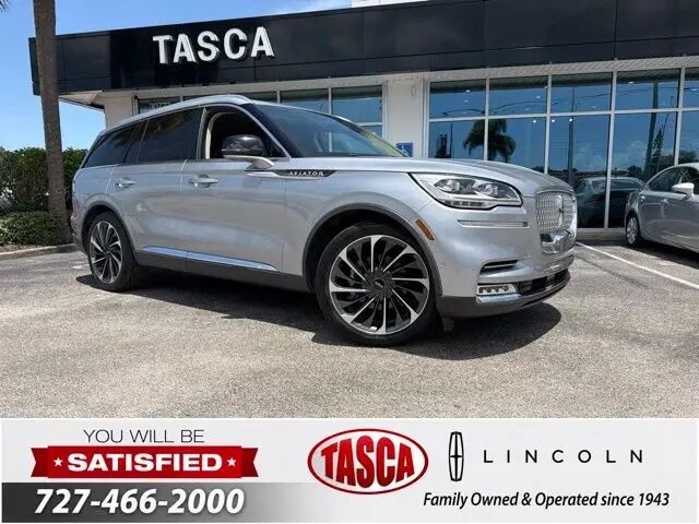 2023 Lincoln Aviator Reserve — photo 1 of 13