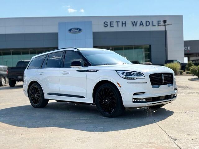 2022 Lincoln Aviator Reserve — photo 1 of 24