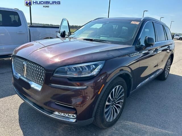 2020 Lincoln Aviator Reserve — photo 1 of 8