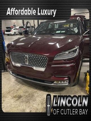 2021 Lincoln Aviator Reserve — photo 1 of 39