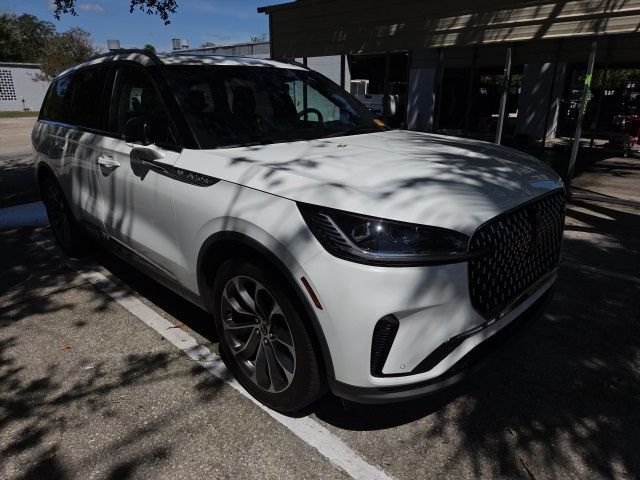 2025 Lincoln Aviator Reserve — photo 1 of 13