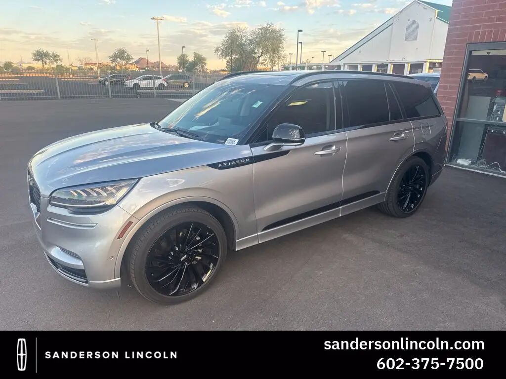 2023 Lincoln Aviator Reserve — photo 1 of 2