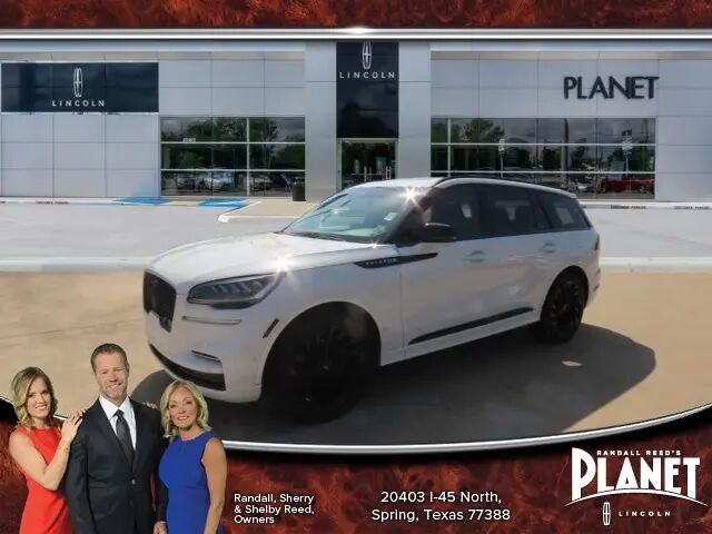 2023 Lincoln Aviator Reserve — photo 1 of 13