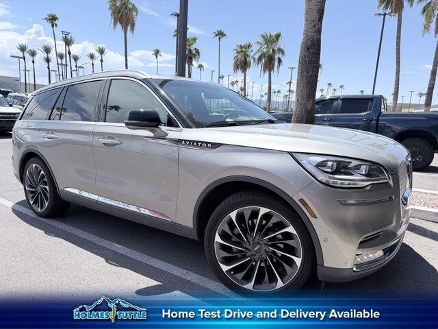 2023 Lincoln Aviator Reserve — photo 1 of 7