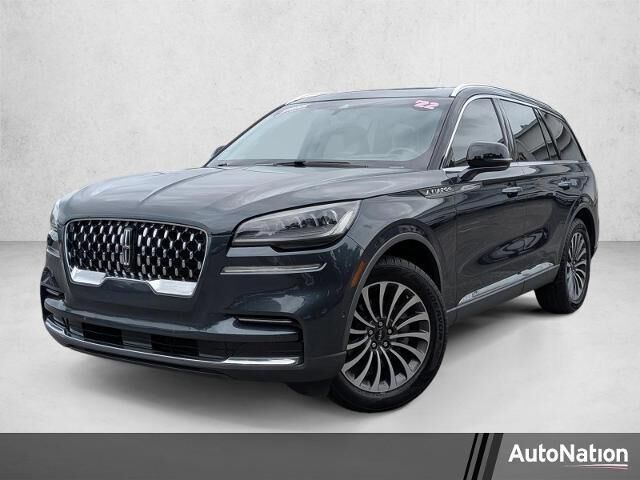 2022 Lincoln Aviator Reserve — photo 1 of 13