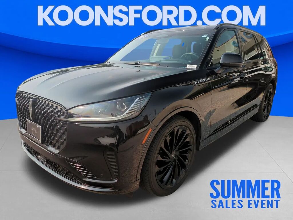 2025 Lincoln Aviator Reserve — photo 1 of 21