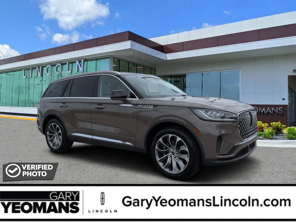 2026 Lincoln Aviator Reserve — photo 1 of 144