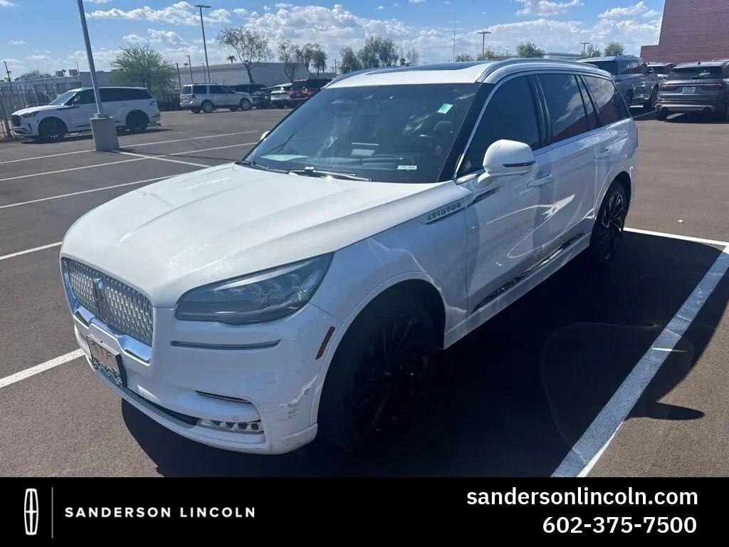 2021 Lincoln Aviator Reserve — photo 1 of 3