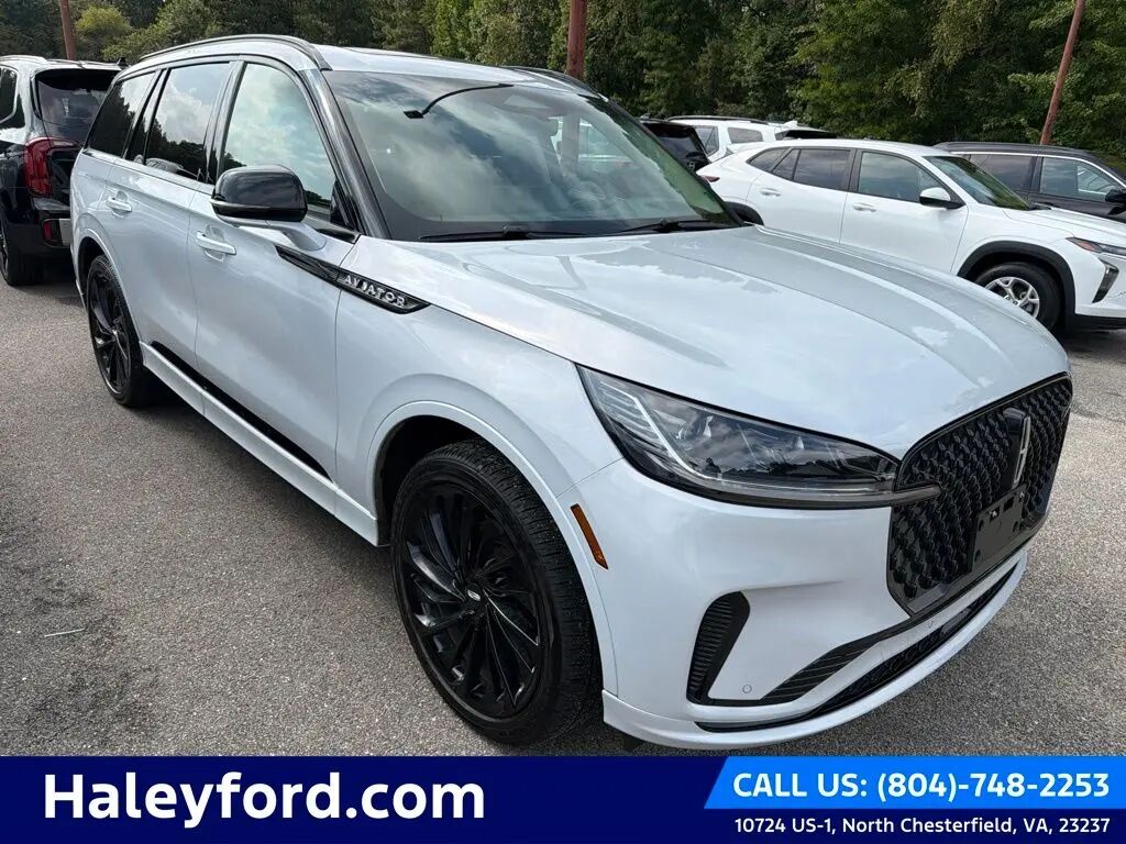 2025 Lincoln Aviator Reserve — photo 1 of 4